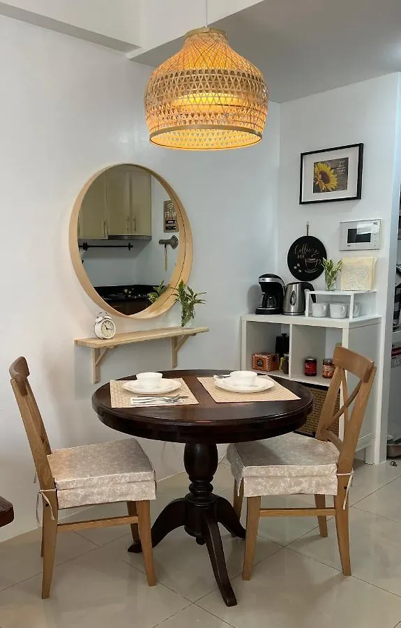 Telly'S Studio Across Naia3 Manila Apartment